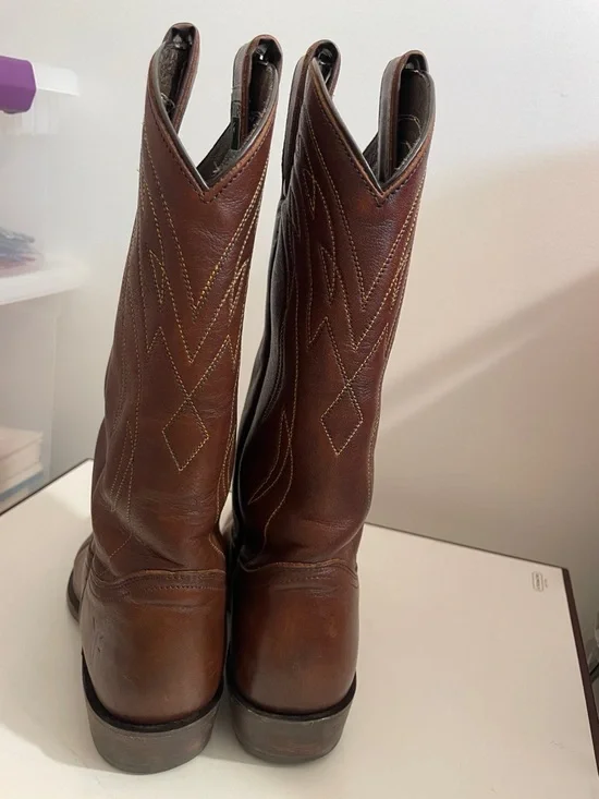 Frye Women’s Cowboy Boots - Picture 6 of 9